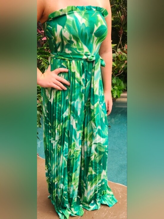 Flying Tomato Dresses & Skirts - Gorgeous Summer Jumpsuit. Like New! Vacay Vibes!